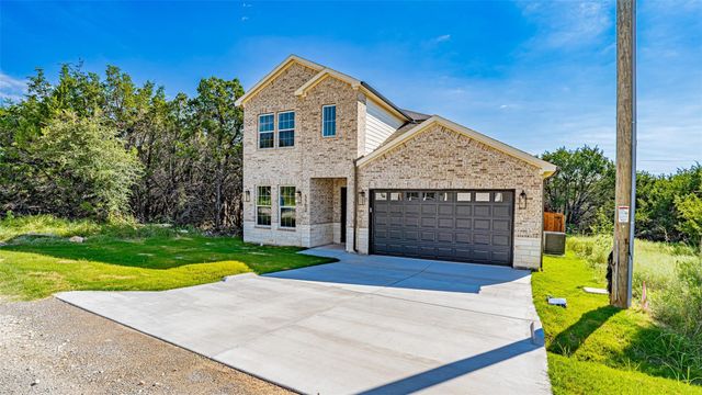 5702 Barkridge Drive, Granbury, TX 76048