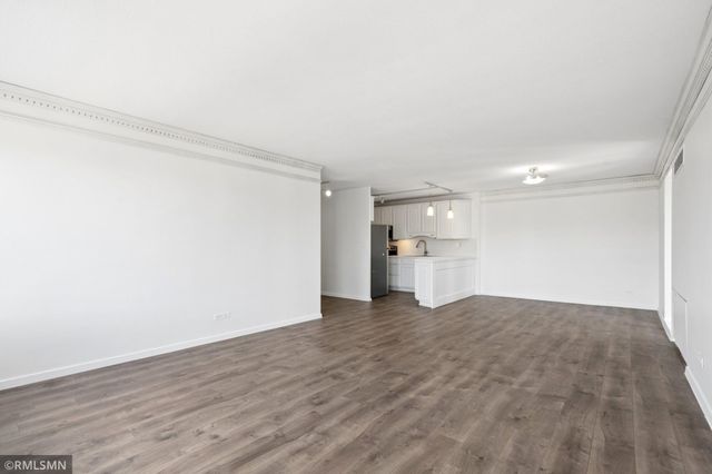 19 1st Street S B908, Minneapolis, MN 55401
