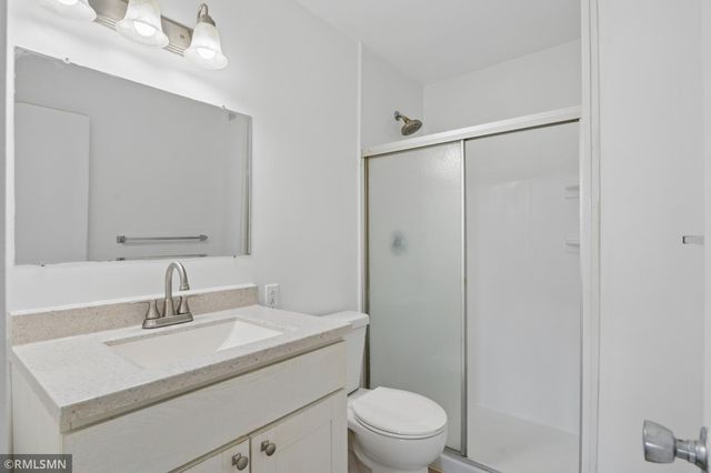 19 1st Street S B908, Minneapolis, MN 55401