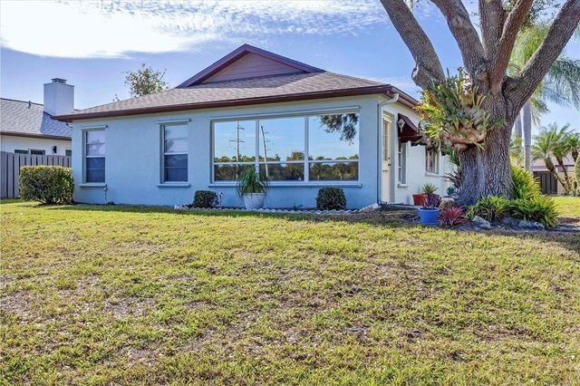 687 LINDEN DRIVE, Englewood, FL 34223