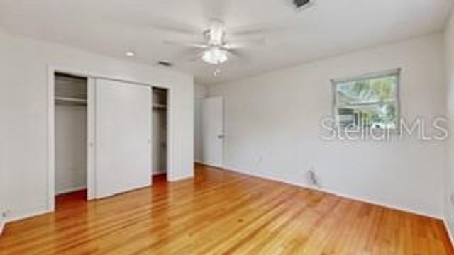 5233 52ND WAY N, St Petersburg, FL 33709