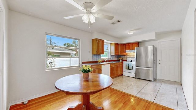 5233 52ND WAY N, St Petersburg, FL 33709