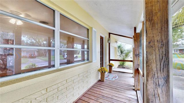 5233 52ND WAY N, St Petersburg, FL 33709