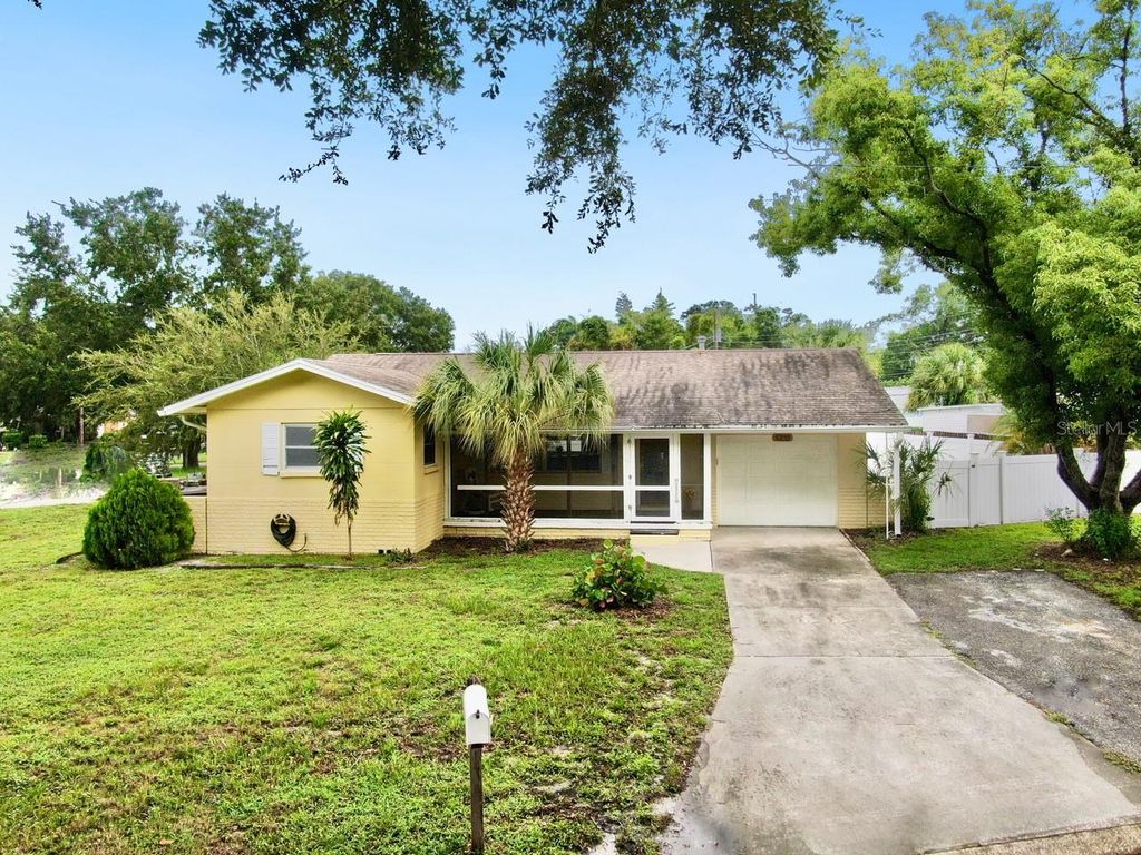 5233 52ND WAY N, St Petersburg, FL 33709