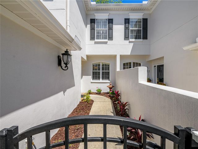 204 S LINCOLN AVENUE, Tampa, FL 33609