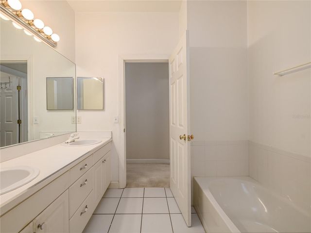 204 S LINCOLN AVENUE, Tampa, FL 33609