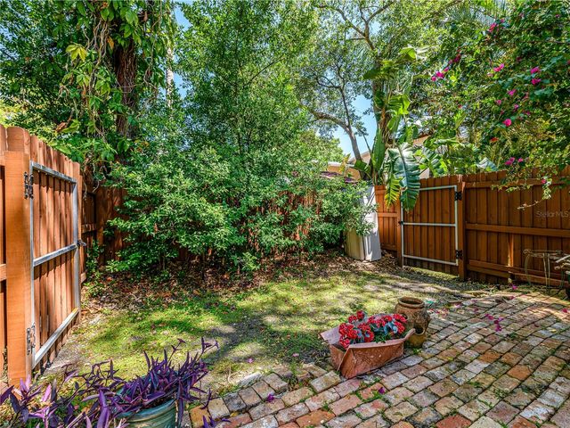 204 S LINCOLN AVENUE, Tampa, FL 33609