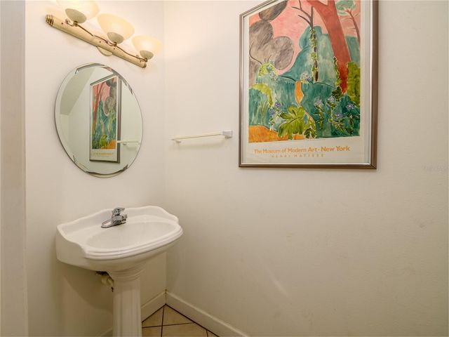 204 S LINCOLN AVENUE, Tampa, FL 33609