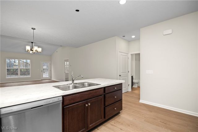 208 Alexander Drive, Elyria, OH 44035