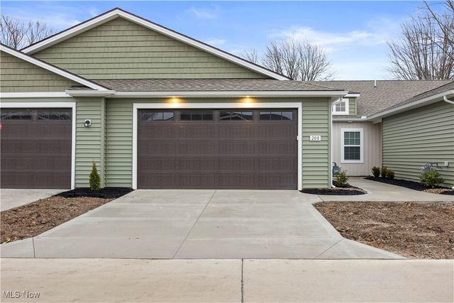 208 Alexander Drive, Elyria, OH 44035
