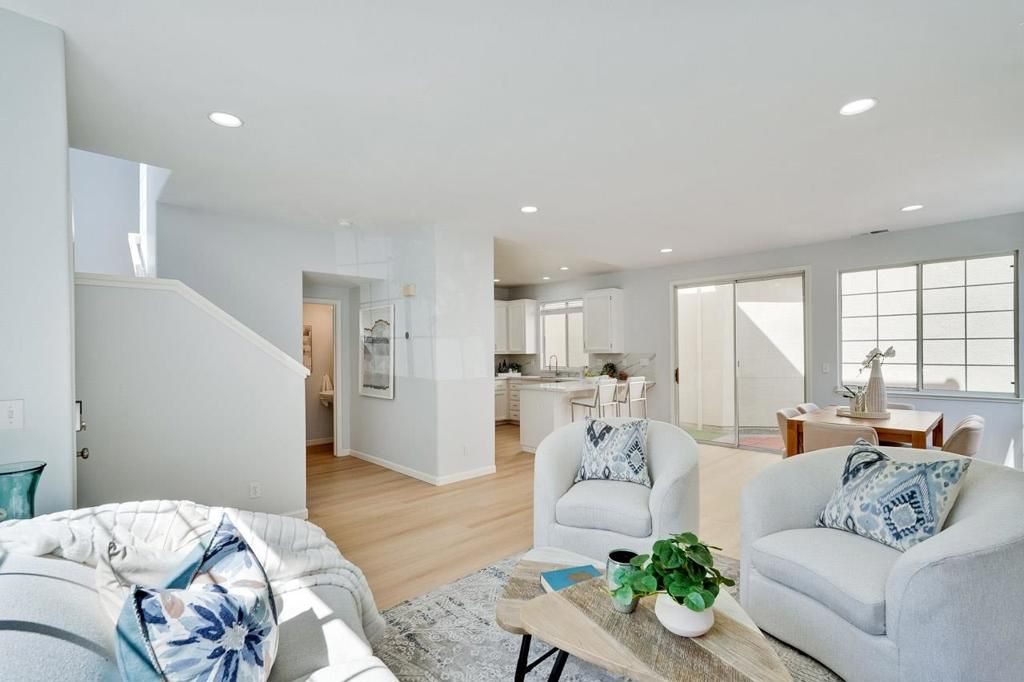 Image 9 of property listing at 2153 Esperanca Avenue, Santa Clara, CA 95054