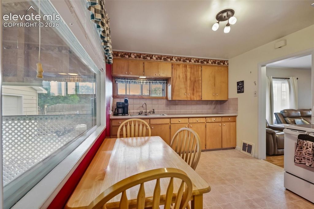 960 6th Street, Limon, CO 80828 — photo 3