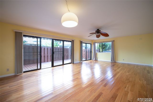 1649 Waikahalulu Lane C12, Honolulu, HI 96817
