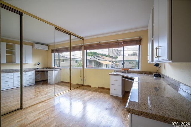 1649 Waikahalulu Lane C12, Honolulu, HI 96817