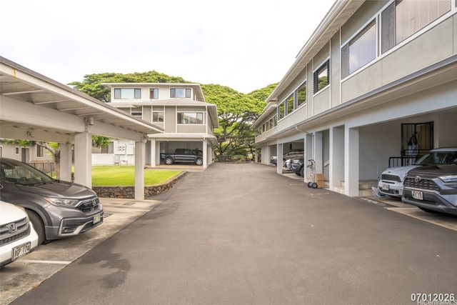 1649 Waikahalulu Lane C12, Honolulu, HI 96817
