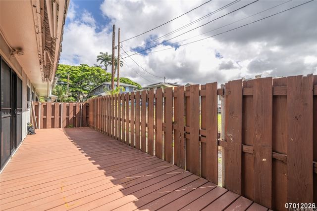 1649 Waikahalulu Lane C12, Honolulu, HI 96817