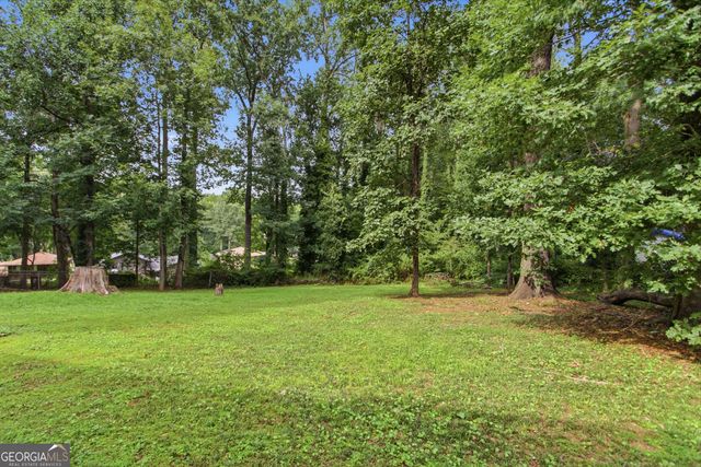 1446 Walnut Ridge Way, Stone Mountain, GA 30083