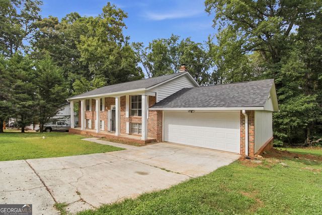 1446 Walnut Ridge Way, Stone Mountain, GA 30083
