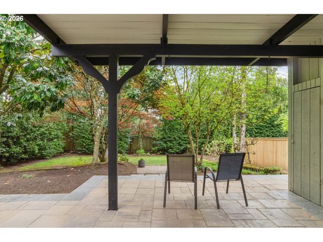 6610 Sw CANYON Ln, Portland, OR 97225