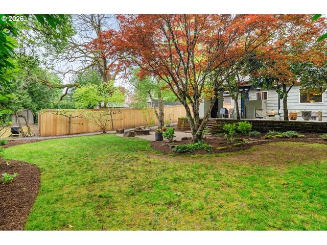 6610 Sw CANYON Ln, Portland, OR 97225