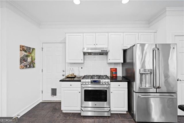 6 Wilburn Court, Decatur, GA 30030