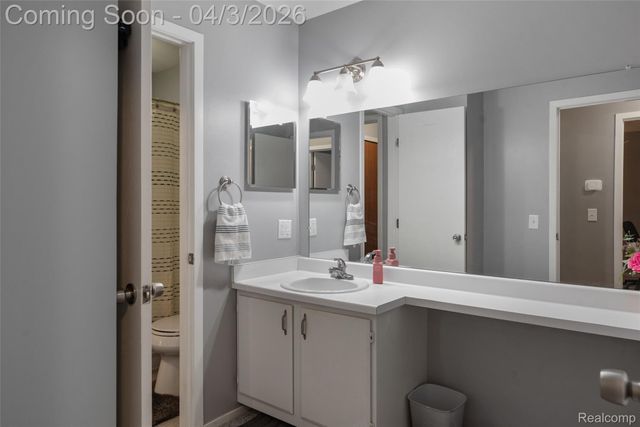 422 Water Tower Circle, Brighton, MI 48116