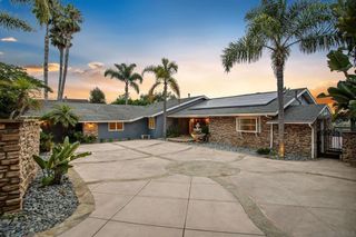 4143 Sunnyhill Dr, Carlsbad, CA 92008