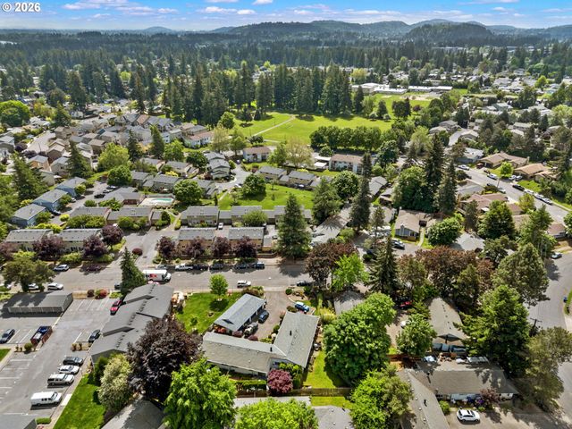 18321 Ne WASCO St, Portland, OR 97230