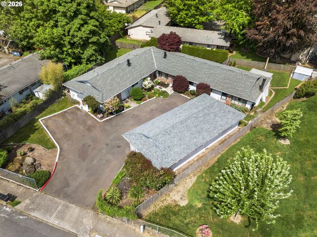 18321 Ne WASCO St, Portland, OR 97230