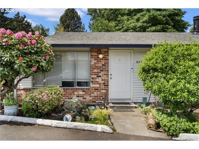 18321 Ne WASCO St, Portland, OR 97230