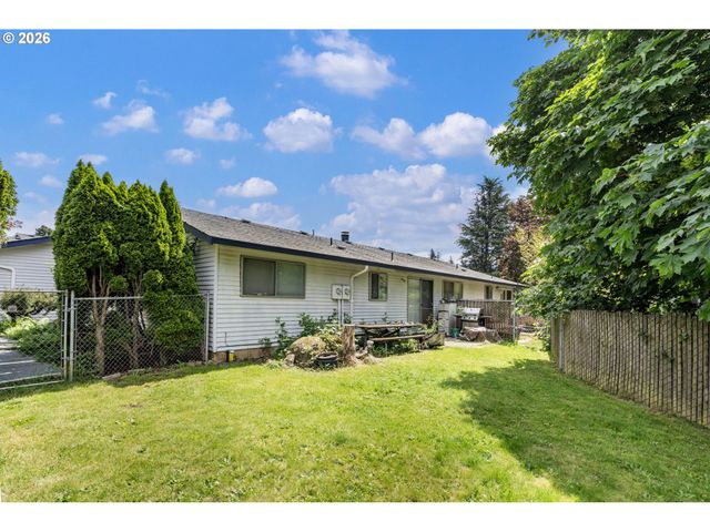 18321 Ne WASCO St, Portland, OR 97230