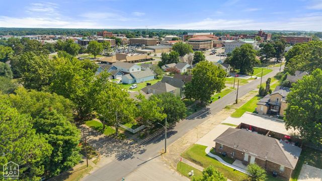408 Warner Avenue, Jonesboro, AR 72401