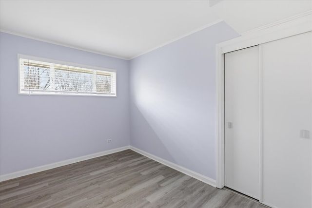 5 Crescent Road, Lake Zurich, IL 60047