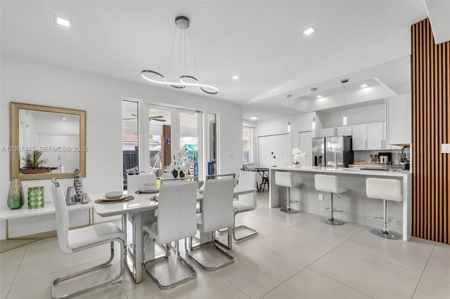 16362 SW 53rd Terrace, Miami, FL 33185