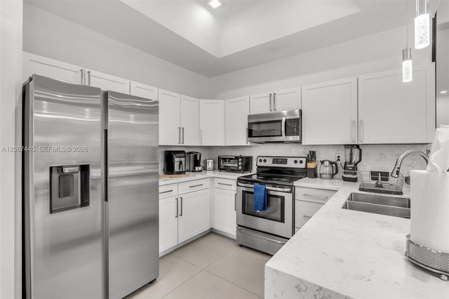 16362 SW 53rd Terrace, Miami, FL 33185