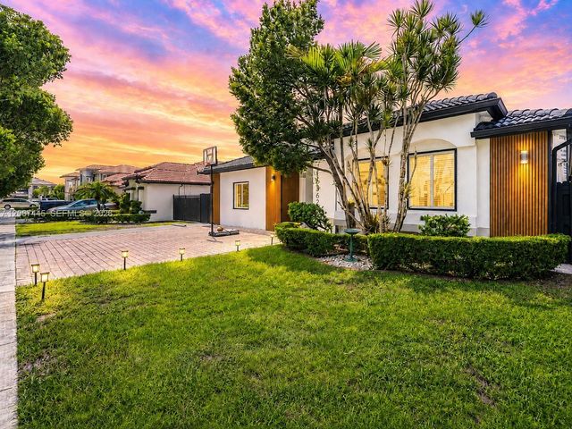 16362 SW 53rd Terrace, Miami, FL 33185