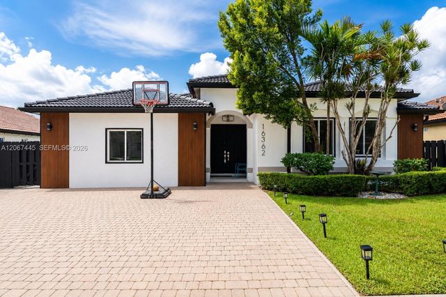 16362 SW 53rd Terrace, Miami, FL 33185