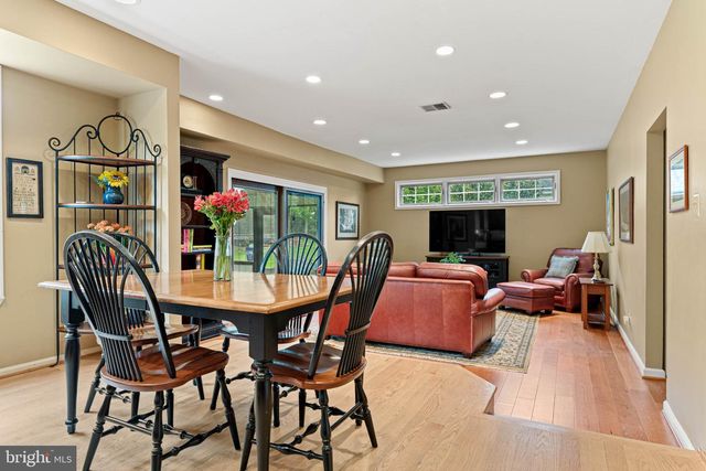 4 WOODSTOCK CIR, Collegeville, PA 19426