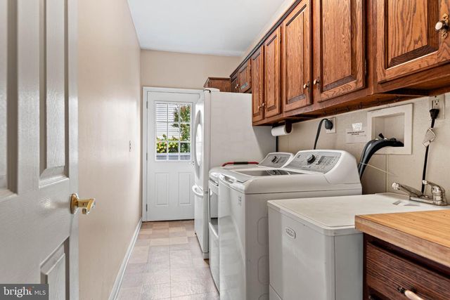 4 WOODSTOCK CIR, Collegeville, PA 19426
