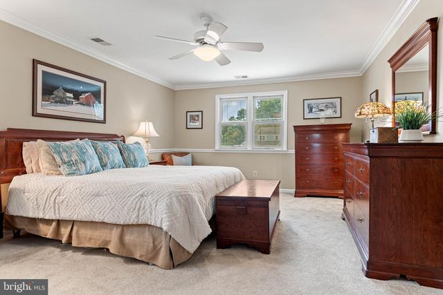4 WOODSTOCK CIR, Collegeville, PA 19426