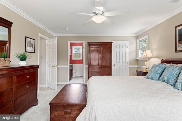 4 WOODSTOCK CIR, Collegeville, PA 19426
