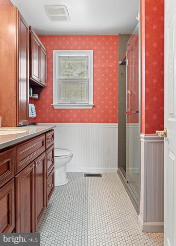 4 WOODSTOCK CIR, Collegeville, PA 19426