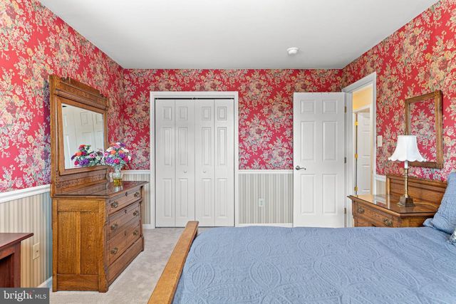 4 WOODSTOCK CIR, Collegeville, PA 19426