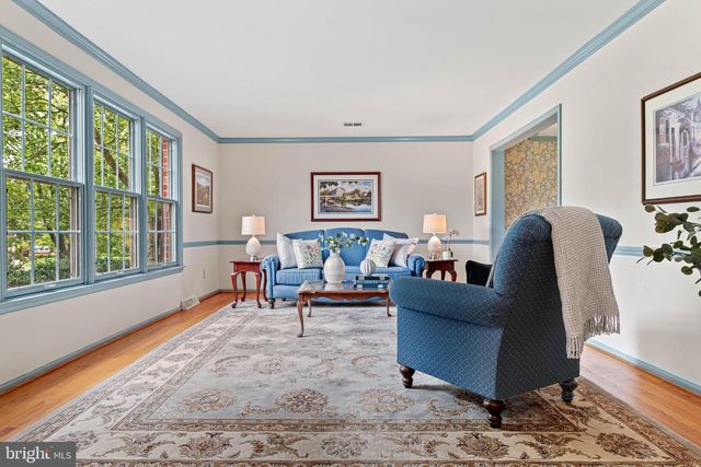 4 WOODSTOCK CIR, Collegeville, PA 19426