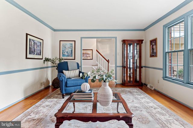 4 WOODSTOCK CIR, Collegeville, PA 19426