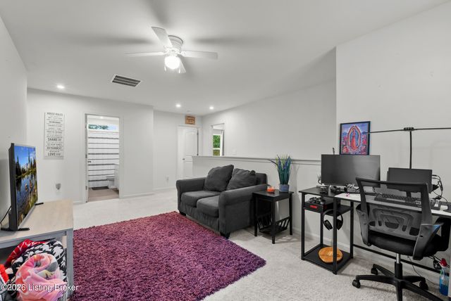 4014 White Pine Ln, La Grange, KY 40031