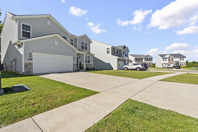 4014 White Pine Ln, La Grange, KY 40031
