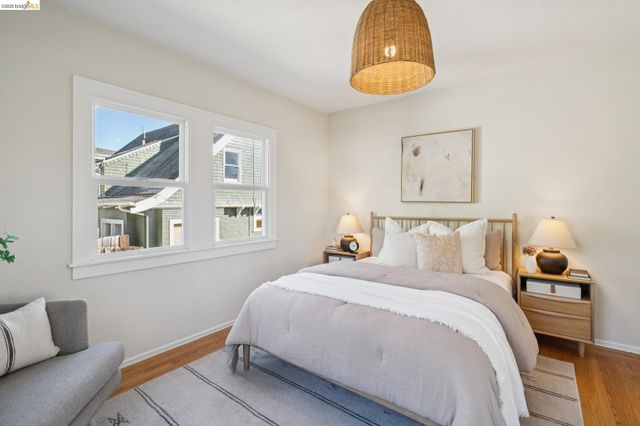 820 Prospect Ave, Oakland, CA 94610