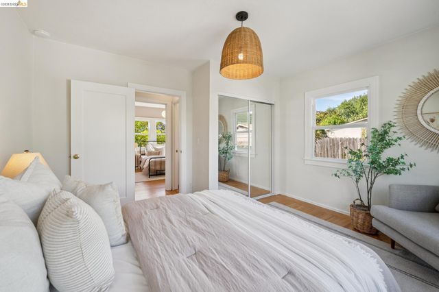 820 Prospect Ave, Oakland, CA 94610