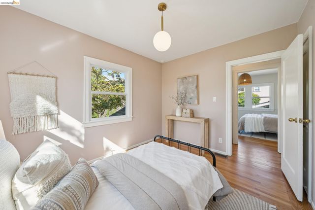 820 Prospect Ave, Oakland, CA 94610